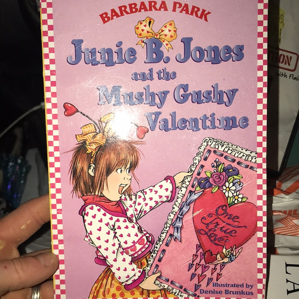1999 junie b Jones and the mushy gushy valentine children’s book